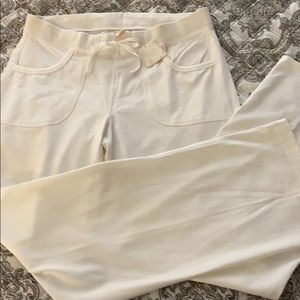 NWT Bass cream soft straight leg leggings/yoga sml